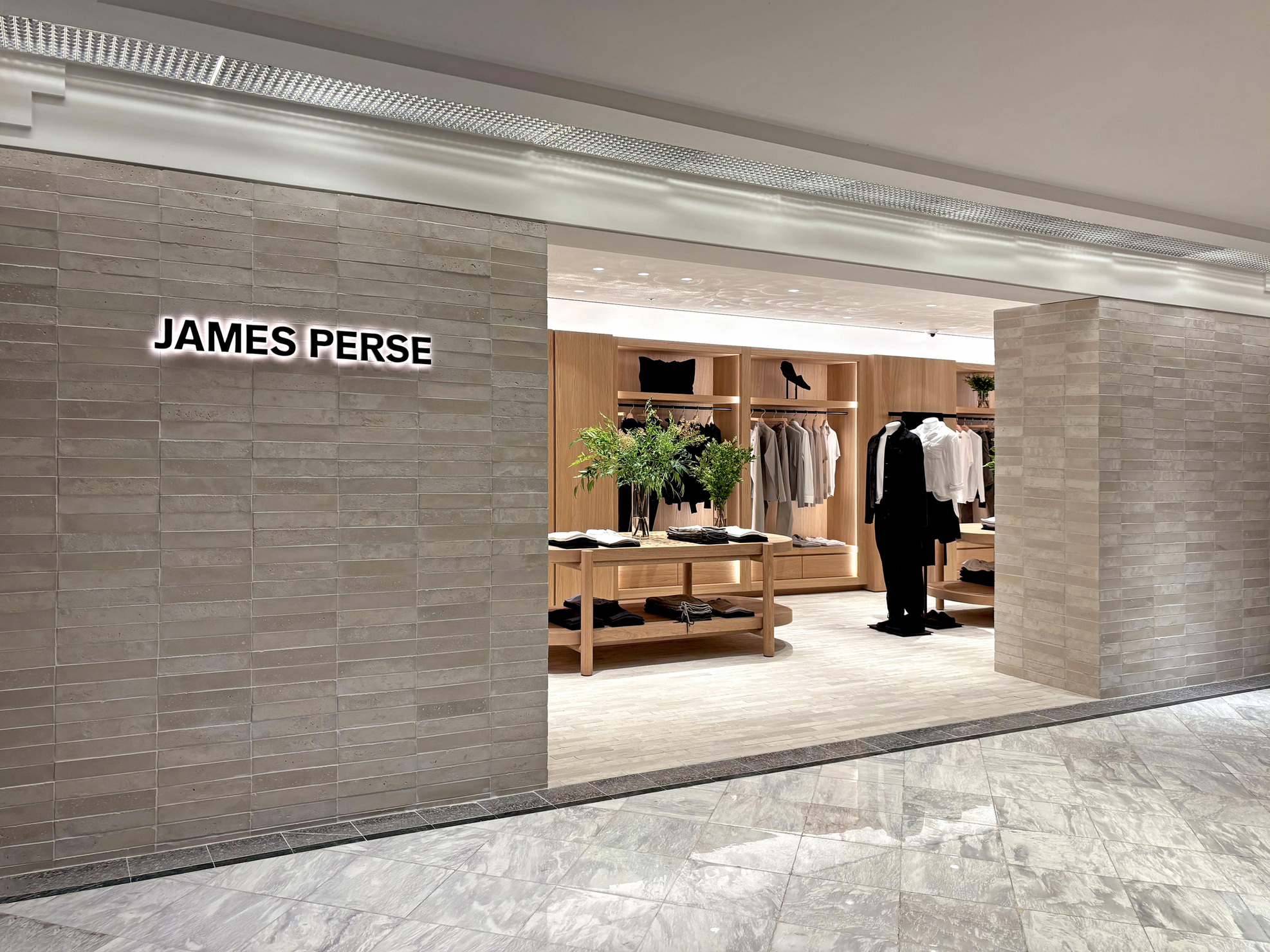 JAMES PERSE